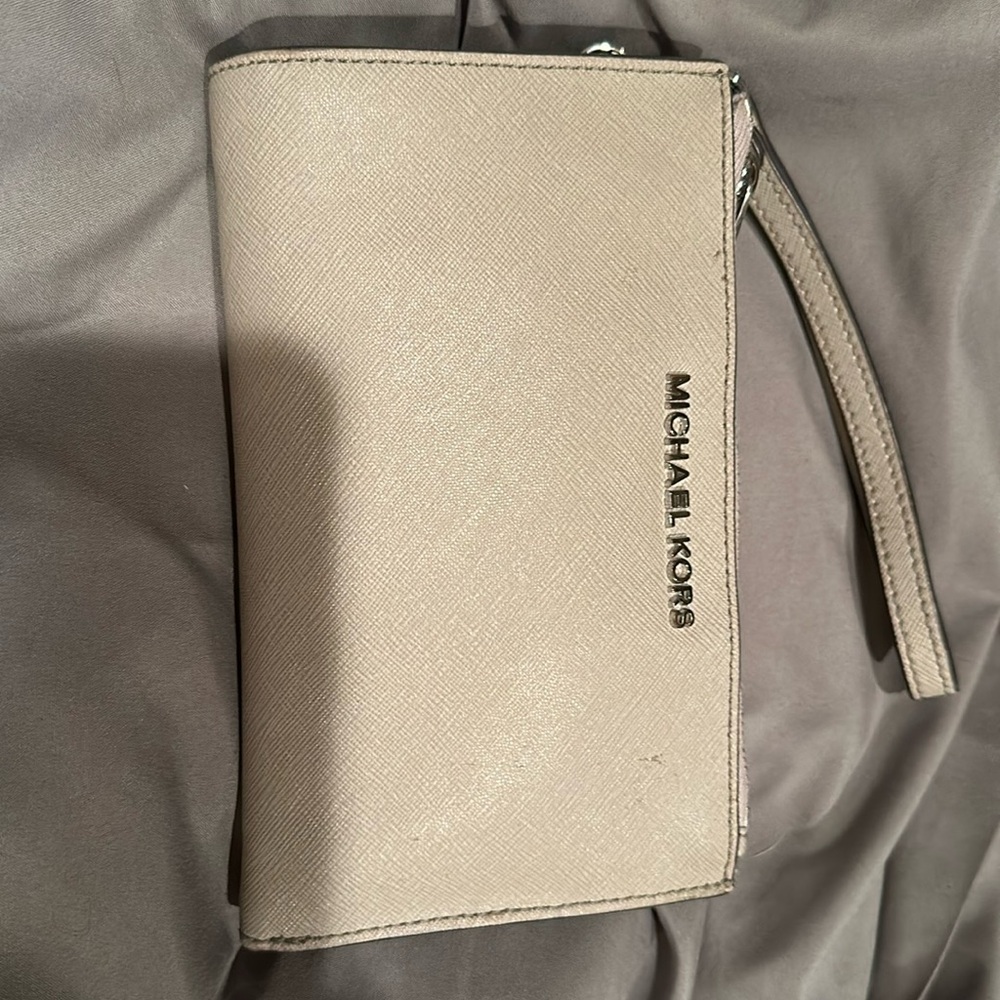 Michael Kors women’s zip wrislet